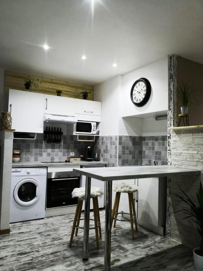 Studio Zen Et Cosy, Neuf En Pleine Ville Saint-Claude Dış mekan fotoğraf